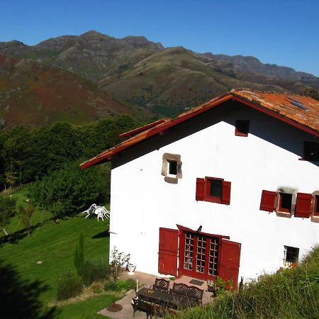 Chambres D'Hotes Idiartekoborda Сент-Этьен-де-Баигорри Экстерьер фото
